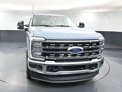 Used 2024 Ford F250 Lariat image 12