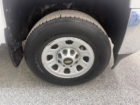 Used 2015 Chevrolet Silverado 3500 W/T image 33