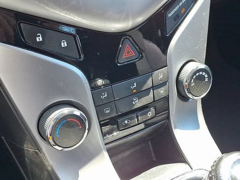 Used 2014 Chevrolet Cruze LT w/ Technology Package FWD image 16