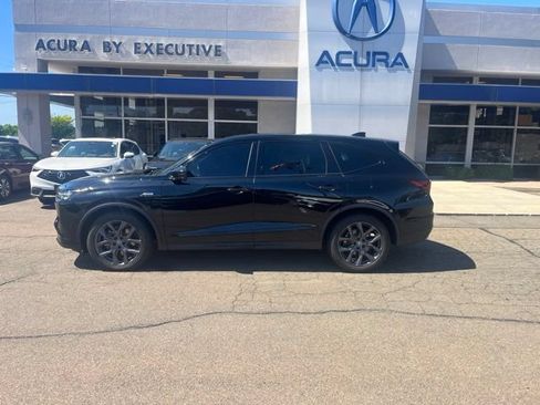 Used 2023 Acura MDX A-Spec AWD/4WD image 2