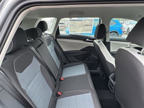 New 2026 Volkswagen Taos S image 10