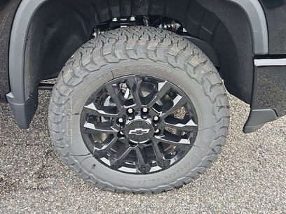 New 2026 Chevrolet Silverado 2500 LT w/ Trail Boss Package