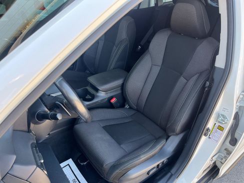 Used 2023 Subaru Outback Premium AWD/4WD image 12