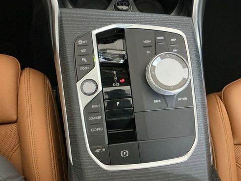 New 2026 BMW 330i Sedan w/ Premium Package image 14