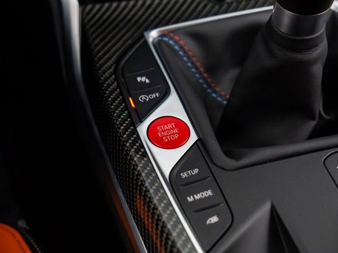 Used 2025 BMW M3 Base w/ Carbon Package image 24