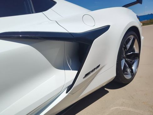 Used 2025 Chevrolet Corvette Z06 RWD image 17