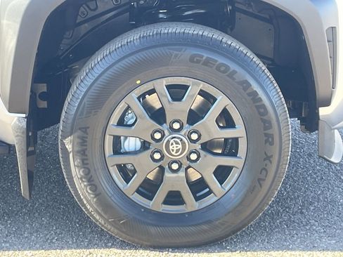 New 2026 Toyota 4Runner SR5 image 9