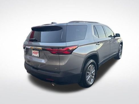 Used 2024 Chevrolet Traverse LT image 6