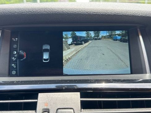 Used 2017 BMW X4 xDrive28i AWD/4WD image 25