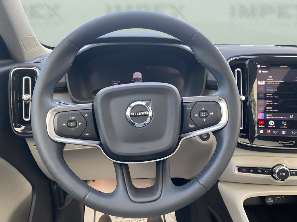 Used 2024 Volvo XC40 B5 Ultimate w/ Climate Package AWD/4WD image 11