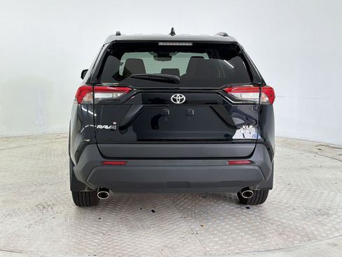 Used 2025 Toyota RAV4 XLE w/ Convenience Package AWD/4WD image 10