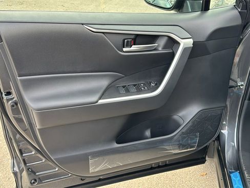 New 2025 Toyota RAV4 XLE image 13