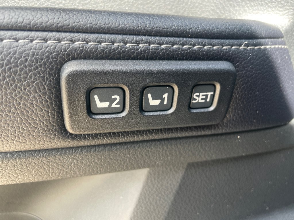 Used 2018 Toyota 4Runner Limited RWD image 20