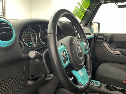 Used 2015 Jeep Wrangler Unlimited Sport w/ Quick Order Package 24S image 14