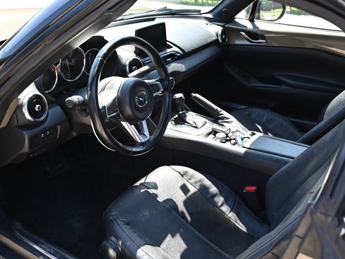 Used 2023 MAZDA MX-5 Miata Grand Touring image 16