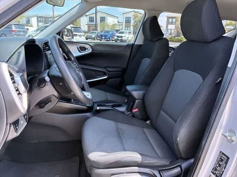 Used 2021 Kia Soul LX image 23