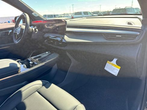 New 2026 Buick Enclave Avenir image 43