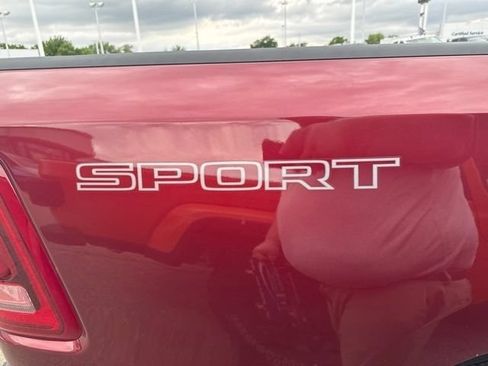 Used 2023 RAM 1500 Laramie AWD/4WD image 5