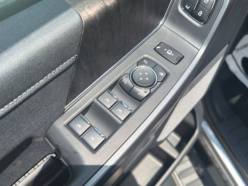 New 2026 Ford F250 Lariat w/ Black Appearance Package AWD/4WD image 44