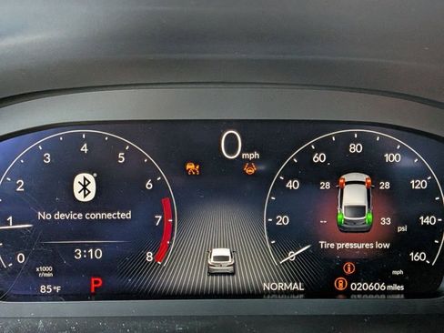 Used 2024 Acura Integra image 11