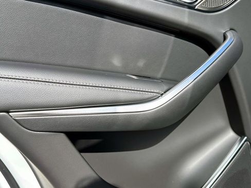 New 2025 Jaguar F-PACE R-Dynamic S image 11