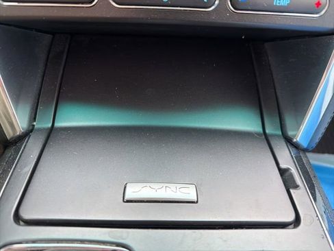Used 2016 Ford Explorer Platinum AWD/4WD image 36