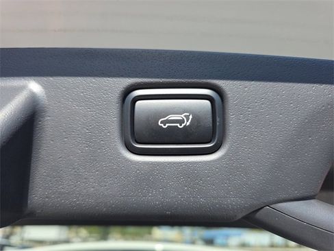 Certified 2024 Kia Niro SX image 13