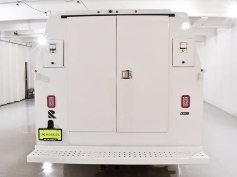 New 2027 Ford E-350 and Econoline 350 Super Duty w/ Power Equipment Group RWD image 13