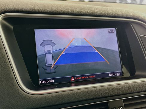 Used 2017 Audi Q5 2.0T Premium Plus w/ Technology Package image 22