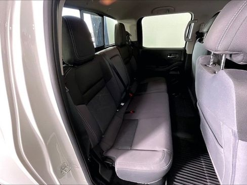 Certified 2025 Nissan Frontier SV w/ SV Convenience Package image 35