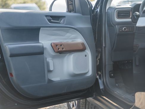 Used 2022 Ford Maverick Lariat w/ Lariat Luxury Package image 37