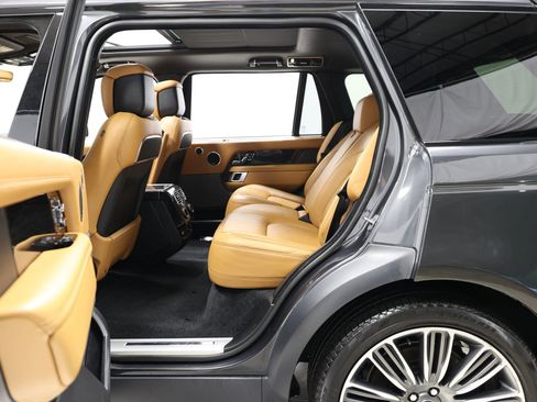 Used 2022 Land Rover Range Rover Long Wheelbase Autobiography image 39