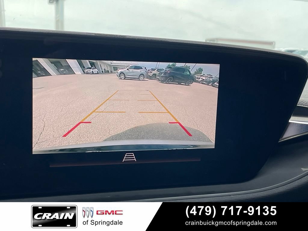 Used 2024 Buick Envista Sport Touring w/ Convenience II Package FWD image 17