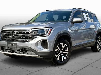 Certified 2025 Volkswagen Atlas SE