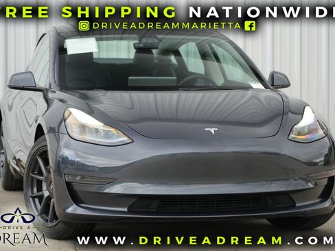 Used 2023 Tesla Model 3 Standard Range image 2