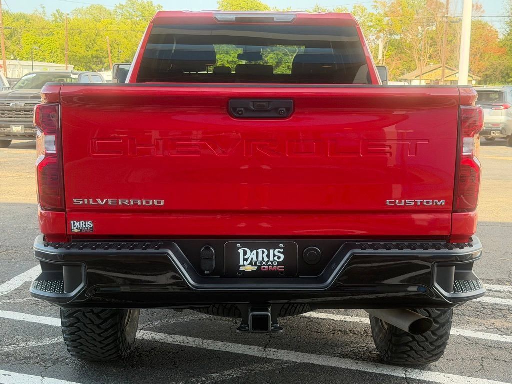 Used 2025 Chevrolet Silverado 2500 Custom w/ Custom Convenience Package AWD/4WD image 5