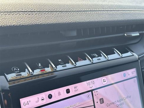 New 2025 Jeep Grand Cherokee L Limited w/ Black Appearance Package image 33