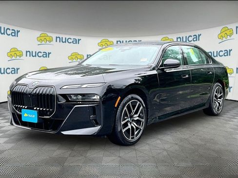 Used 2026 BMW 740i xDrive AWD/4WD image 3