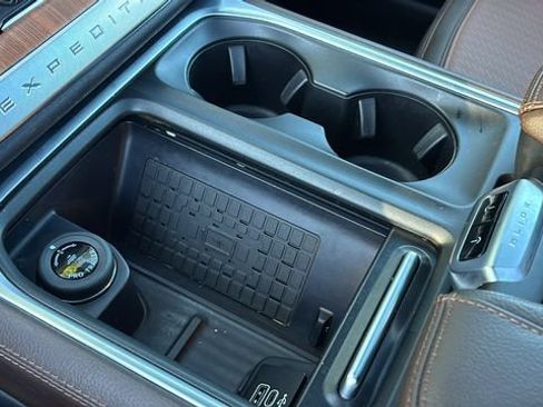 Used 2025 Ford Expedition Max King Ranch AWD/4WD image 22