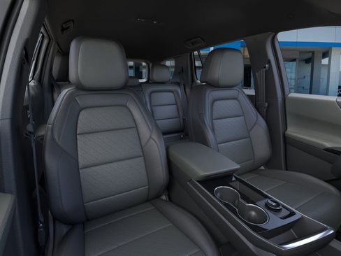 New 2026 Chevrolet Equinox LT image 16