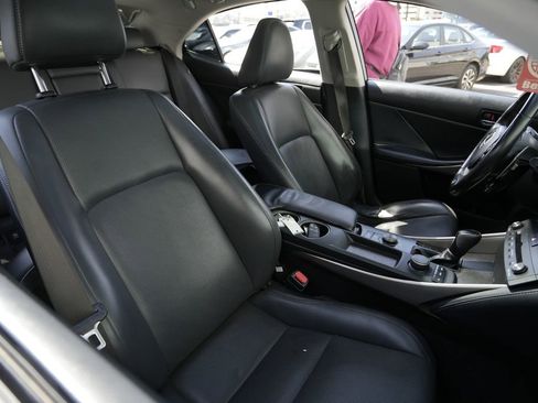 Used 2015 Lexus IS 250 image 19