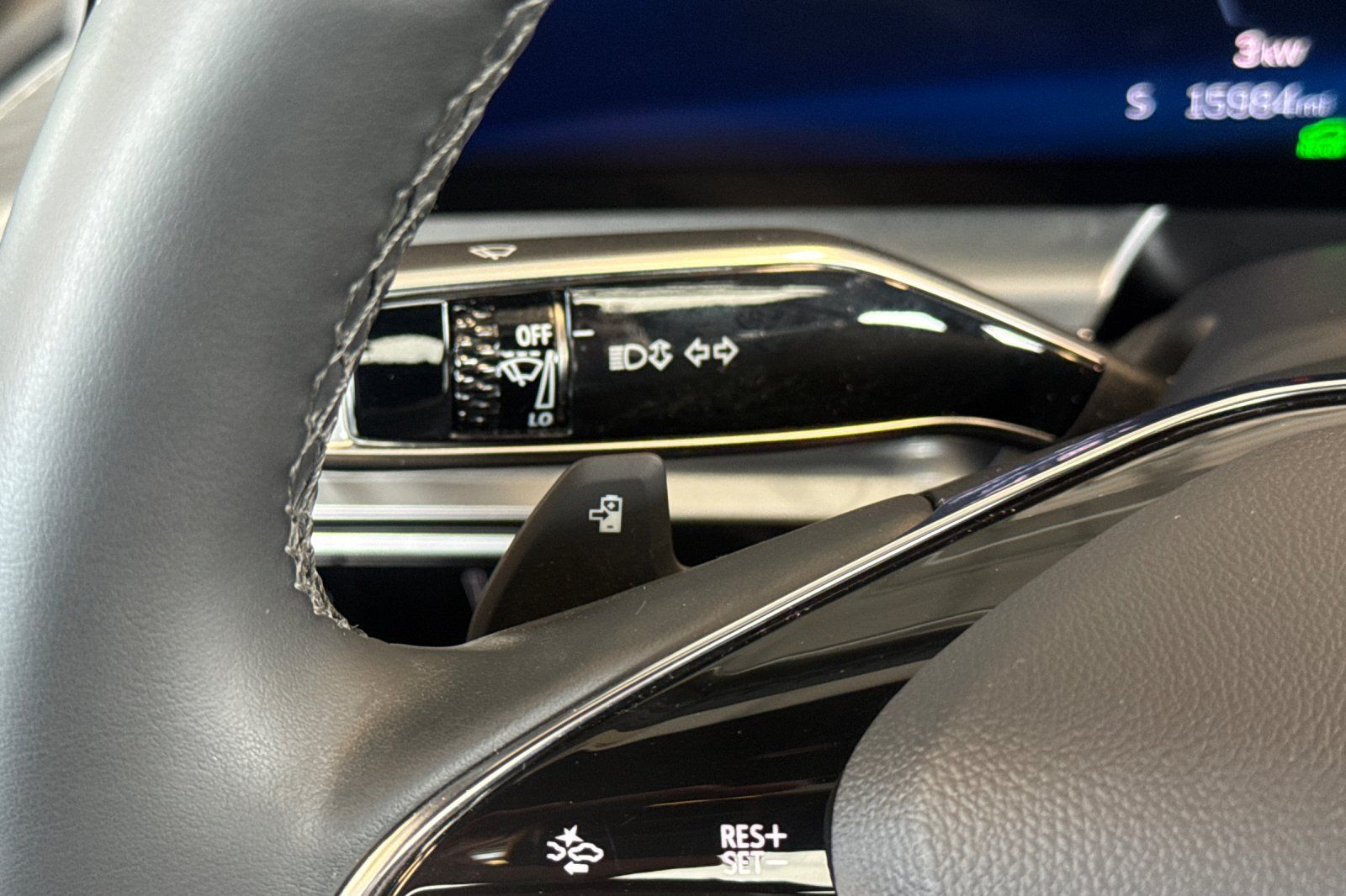 Certified 2024 Cadillac Lyriq Luxury RWD image 36