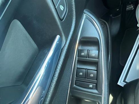 Used 2016 Chevrolet Cruze LT w/ LT Convenience Package FWD image 23