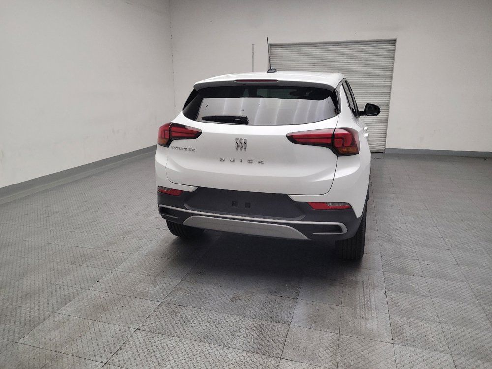 Used 2025 Buick Encore GX Preferred FWD image 7