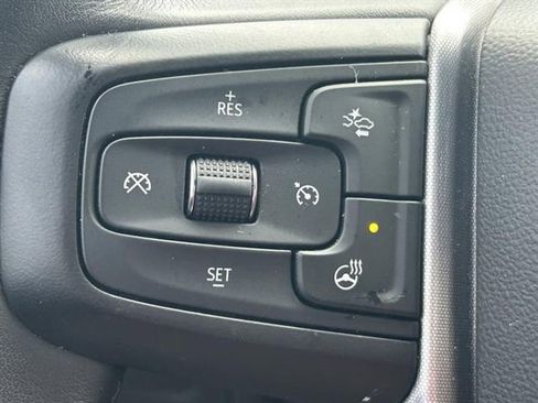 Used 2022 GMC Yukon SLT w/ SLT Premium Package image 14