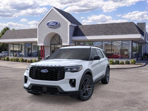 New 2026 Ford Explorer ST-Line w/ ST-Line Street Pack AWD/4WD image 2