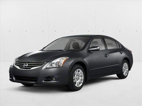 Used 2012 Nissan Altima 2.5 S image 1