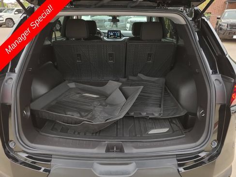 Used 2024 Chevrolet Blazer LT w/ Midnight/Sport Edition FWD image 7