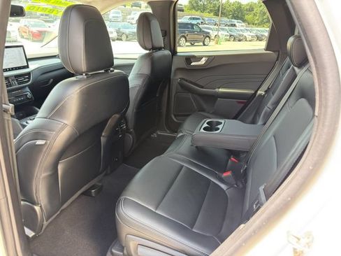 Used 2023 Ford Escape Platinum AWD/4WD image 15