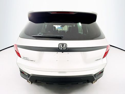 Used 2023 Honda Passport EX-L image 6